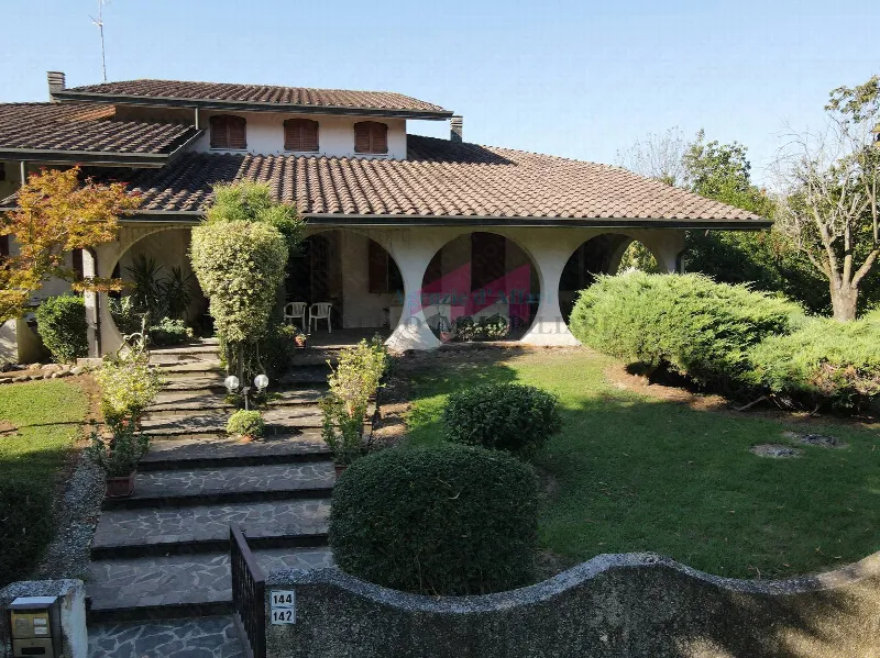 Casa Indipendente in vendita a Calto - foto 1