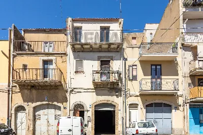 Casa Indipendente a Caltagirone