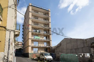 Appartamento in vendita a Catania, Barrier... - foto 2