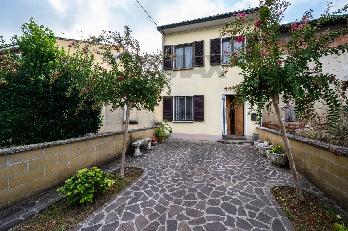 Casa Indipendente in vendita a Sabbioneta - foto 2