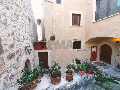 Casa Indipendente in vendita a Navelli - foto 3