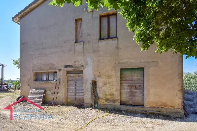 Rustico/Casale in vendita a Potenza Picena - foto 4