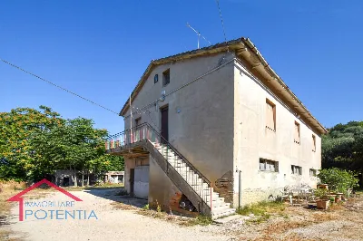 Rustico/Casale in vendita a Potenza Picena - foto 6
