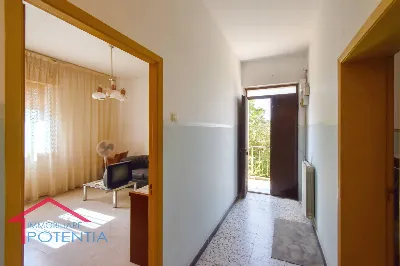 Rustico/Casale in vendita a Potenza Picena - foto 7