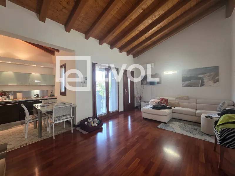 Villa in vendita a Latisana - foto 1