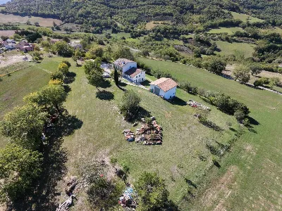 Rustico/Casale in vendita a Genga - foto 4