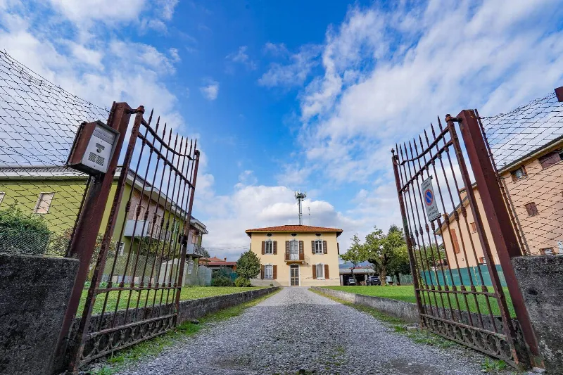 Villa in vendita a Valbrembo - foto 1