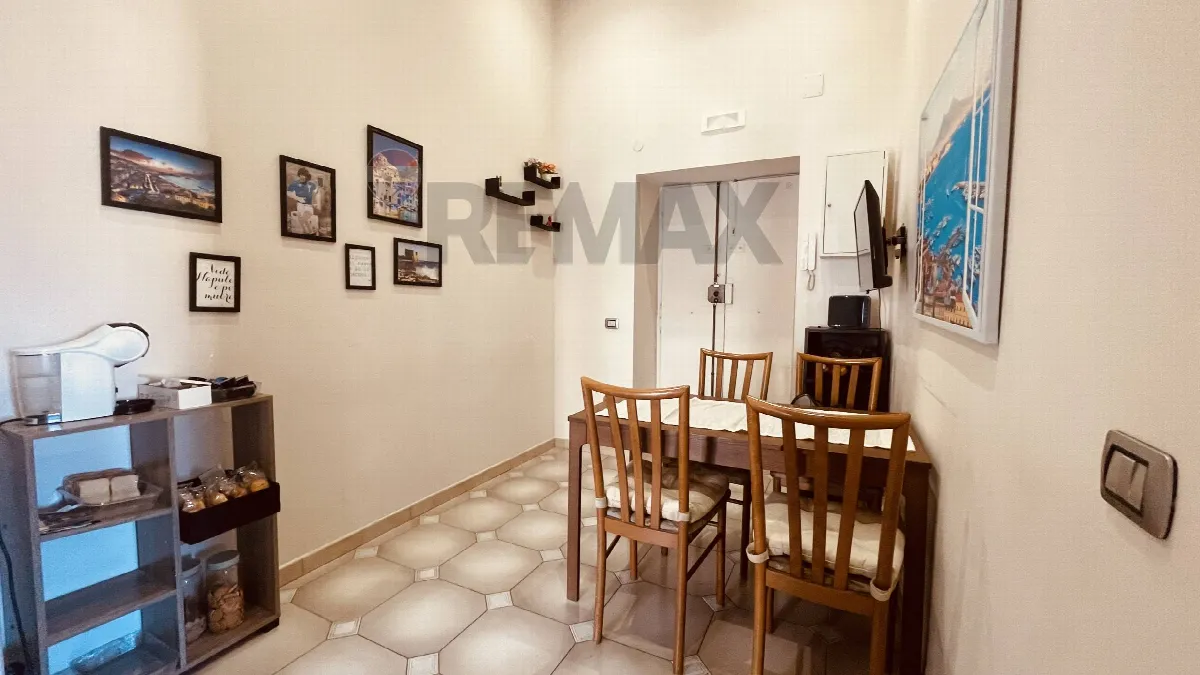 Appartamento in vendita a Napoli, Centro - foto 2