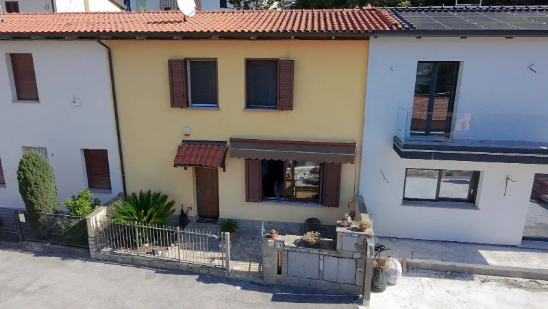 Villa in vendita a Lecco, Maggianico, Bione, Chiuso, Pescarenico - foto 1