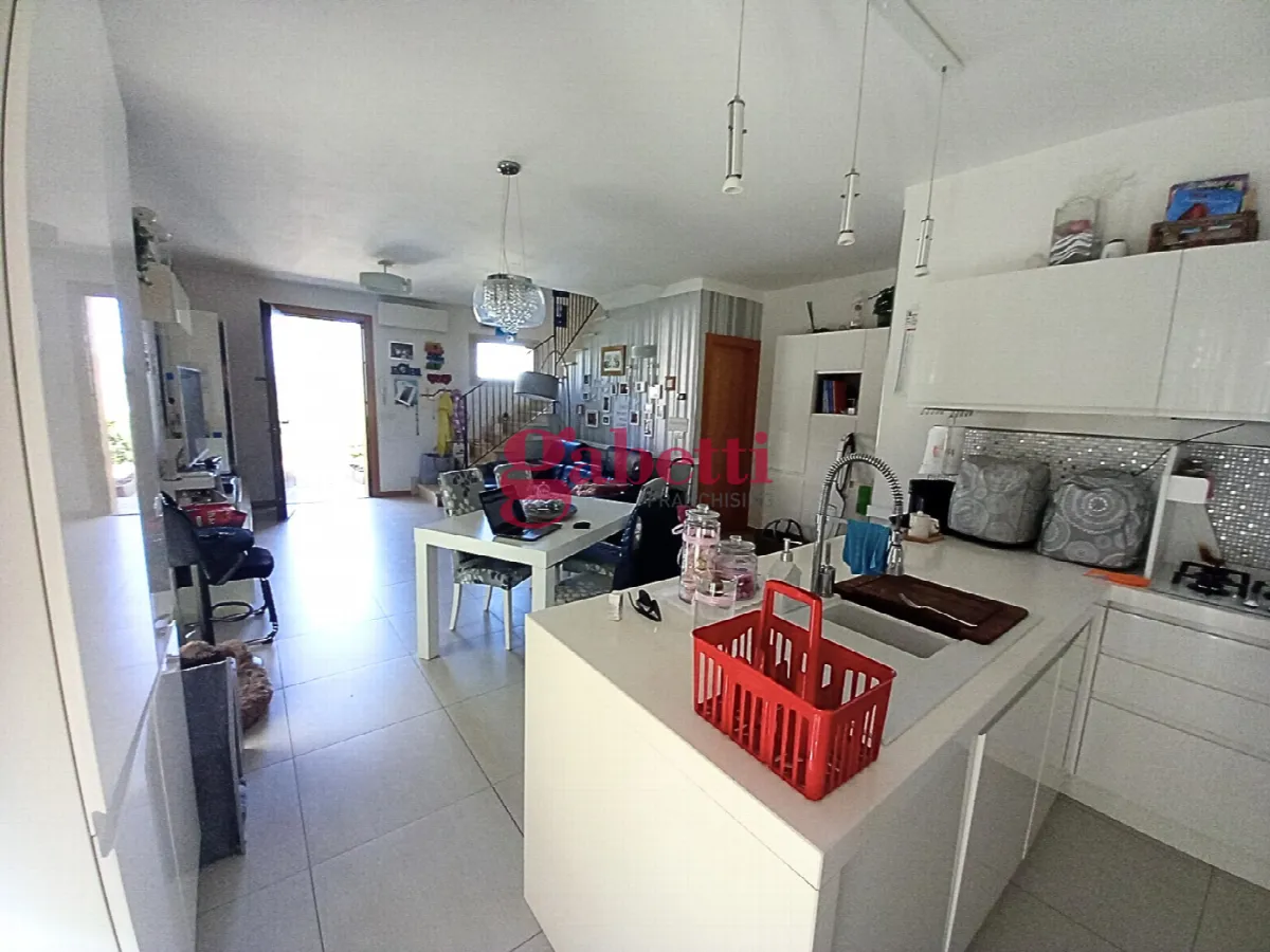 Casa Indipendente in vendita a Coriano - foto 4