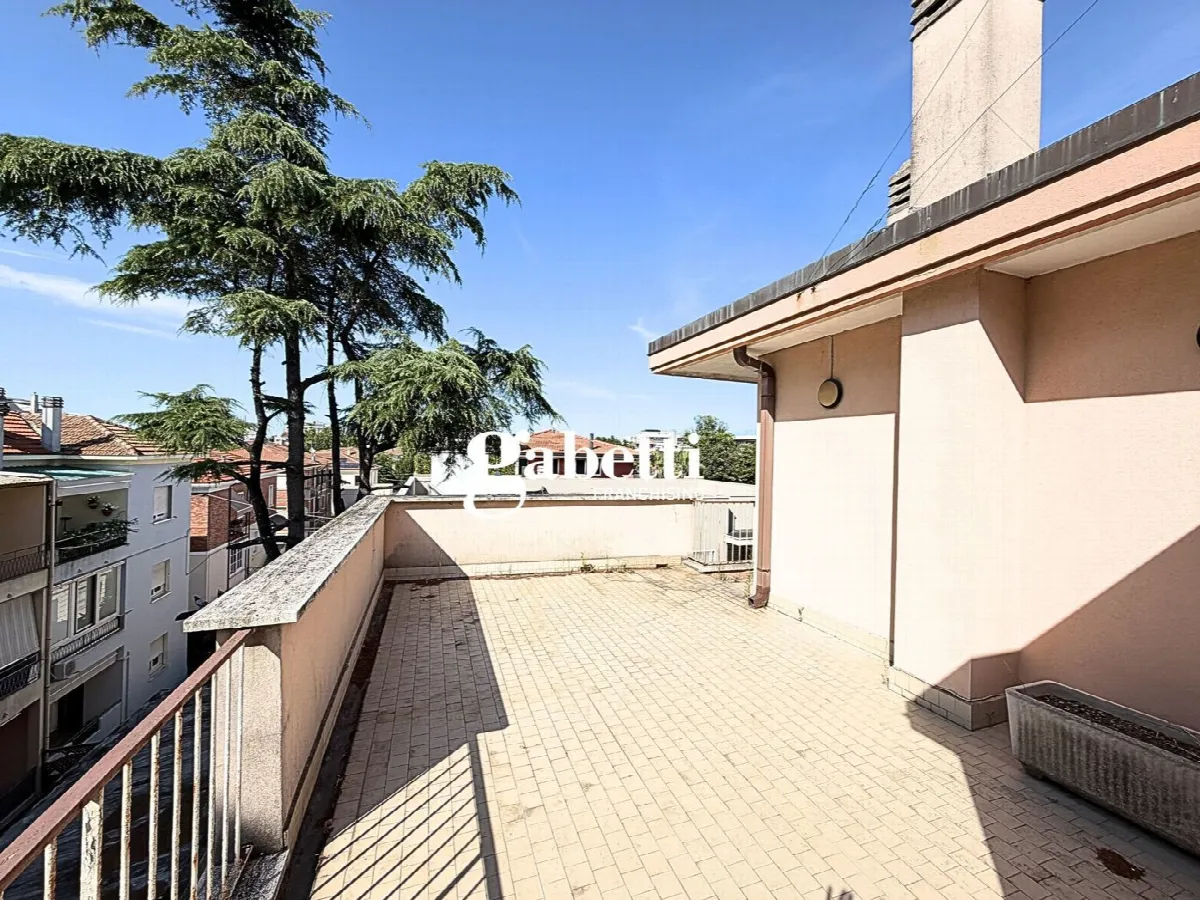 Appartamento in vendita a Rimini, San Giuliano A Mare, Marina Centro, Tripoli Mare - foto 2