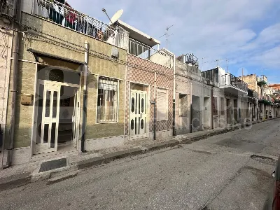 Casa Indipendente a Floridia