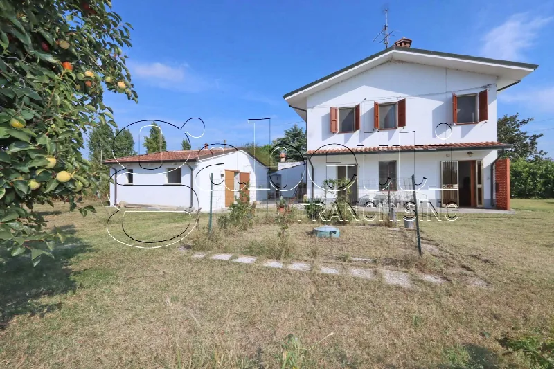 Casa Indipendente in vendita a Ferrara, Casaglia, Pontelagoscuro - foto 1