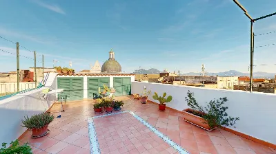 Appartamento in vendita a Napoli, Centro - foto 1