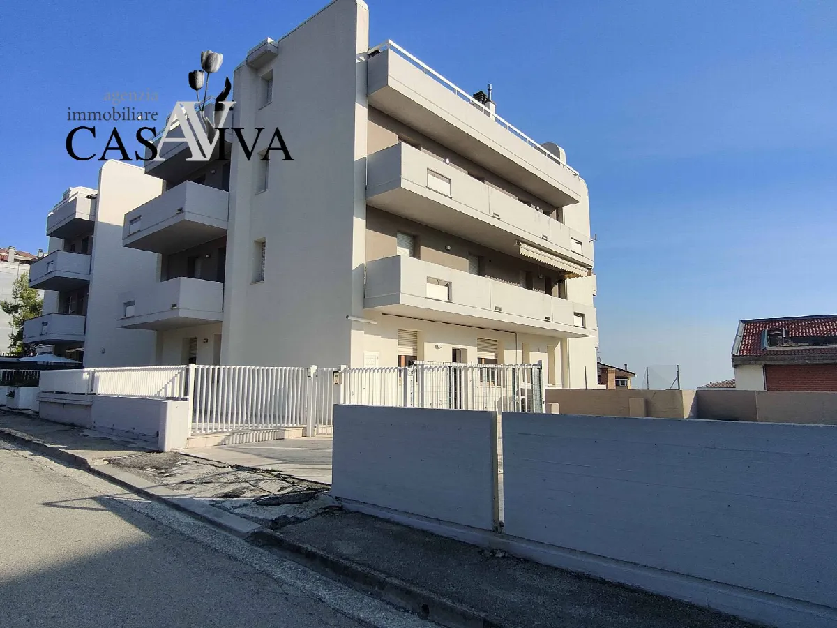 Appartamento in vendita ad Acquaviva Picena - foto 2