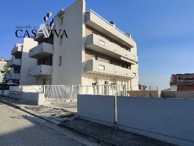 Appartamento in vendita ad Acquaviva Picen... - foto 2
