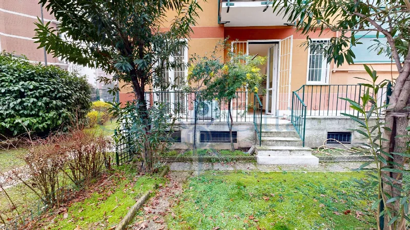 Appartamento in vendita a Milano, Bande Nere, Inganni - foto 1