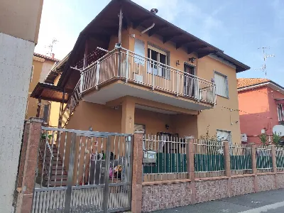 Casa Indipendente in vendita a Cinisello B... - foto 1