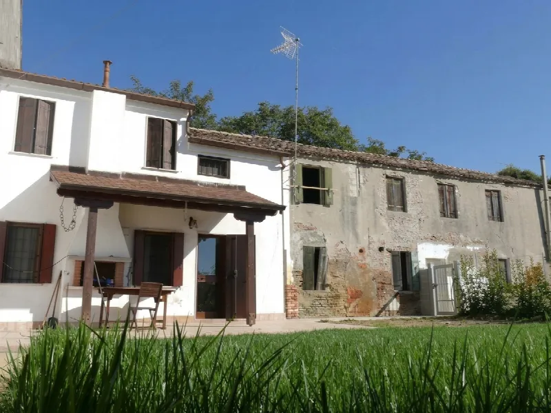 Casa Indipendente in vendita ad Adria - foto 1