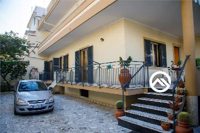 Palazzo/Stabile in vendita a Caivano - foto 4