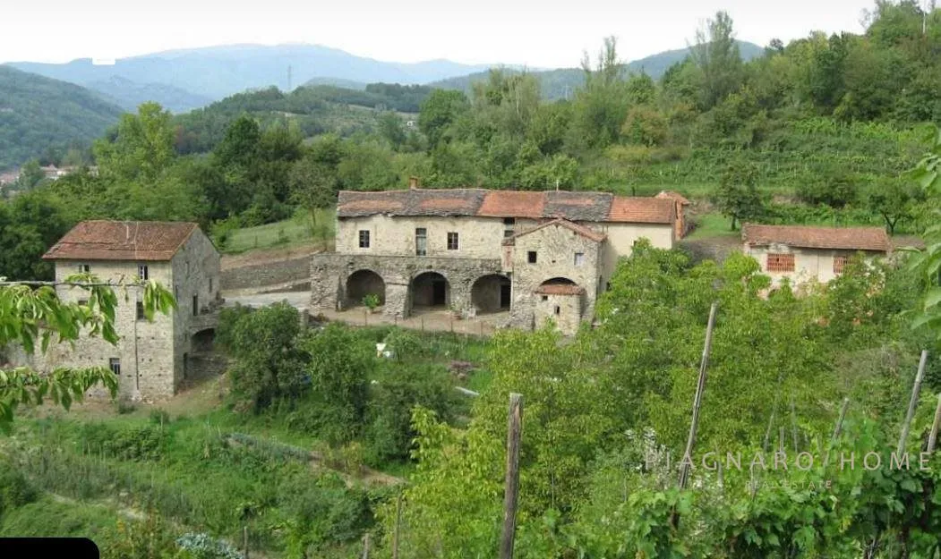 Rustico/Casale in vendita a Pontremoli - foto 2