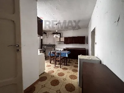 Casa Indipendente a Canistro