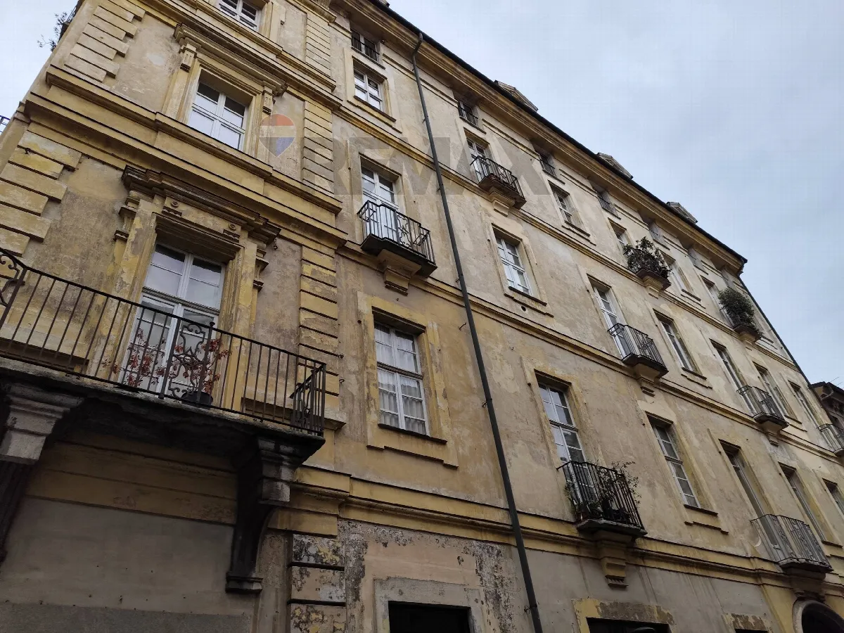 Appartamento in vendita a Torino, Centro - foto 2
