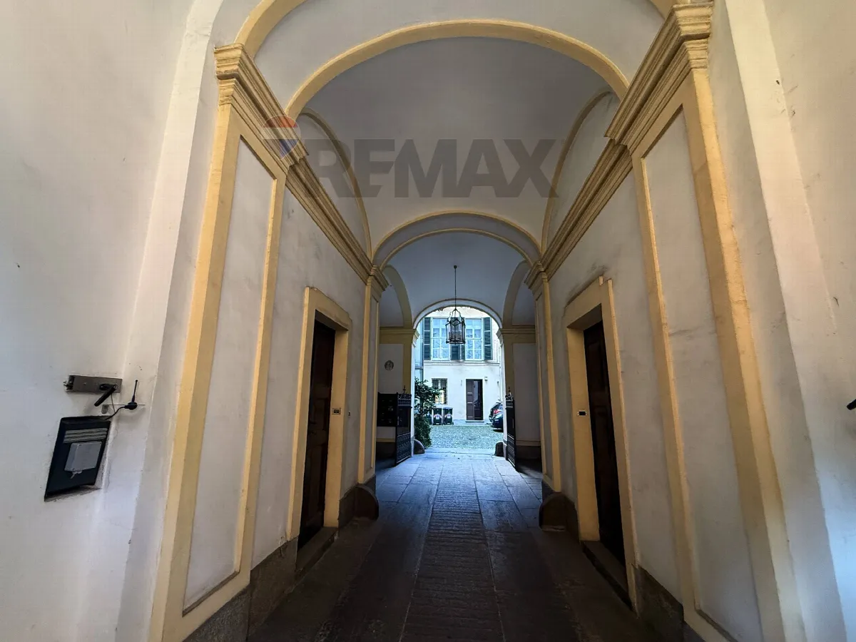 Appartamento in vendita a Torino, Centro - foto 2