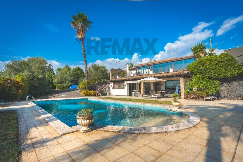 Villa in vendita a San Giovanni la Punta - foto 1