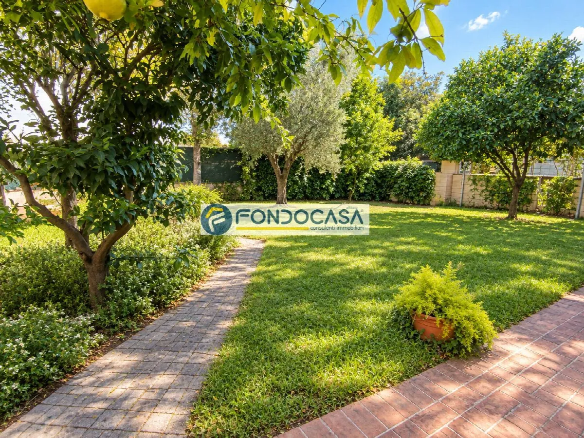 Villa in vendita a Viareggio - foto 2