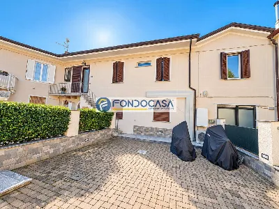 Villa a Massa