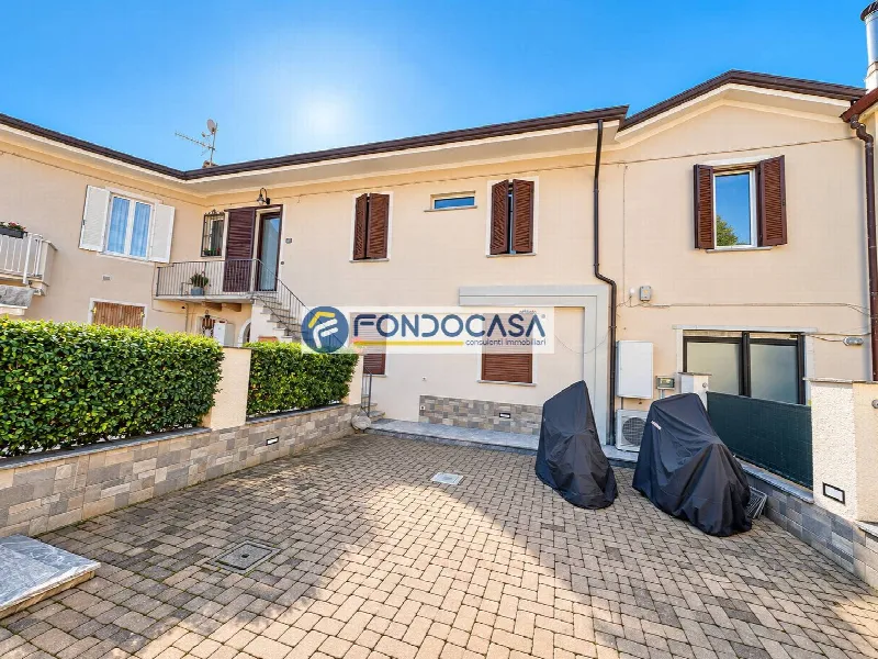 Villa in vendita a Massa - foto 1