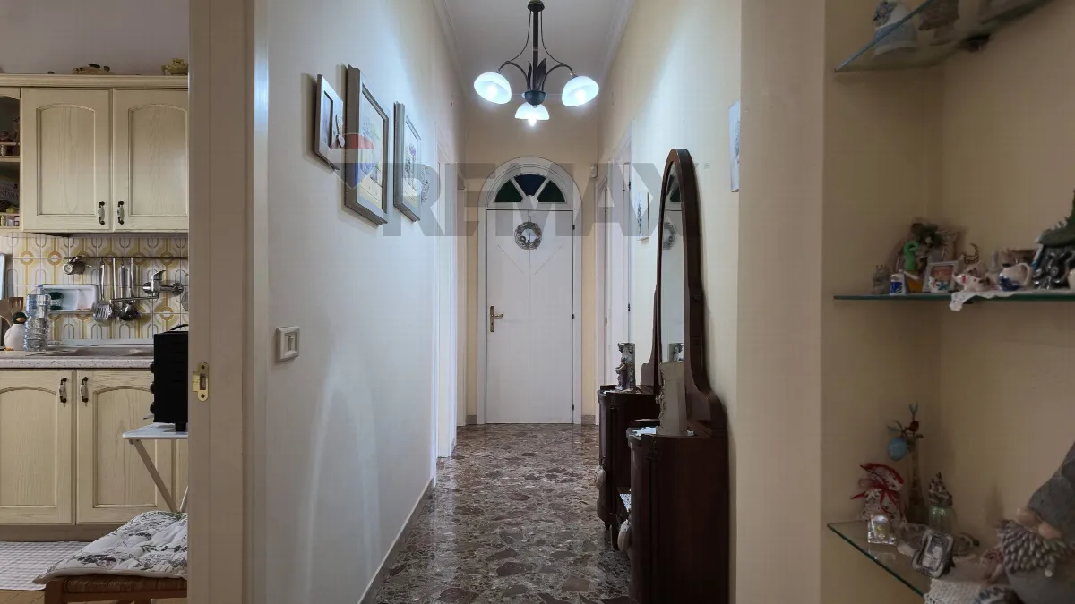 Appartamento in vendita a Bari, Poggiofranco, Santa Caterina - foto 2