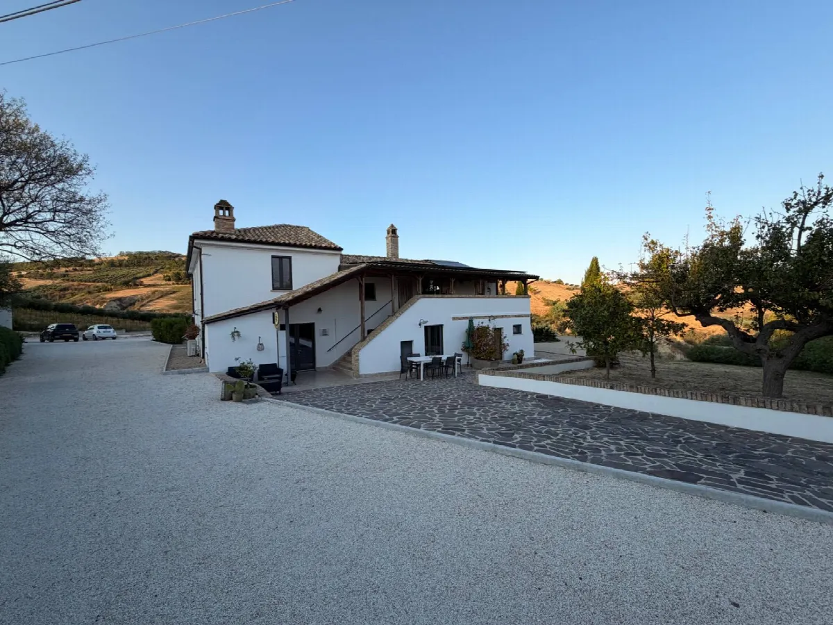Villa in vendita a Città Sant'Angelo - foto 3