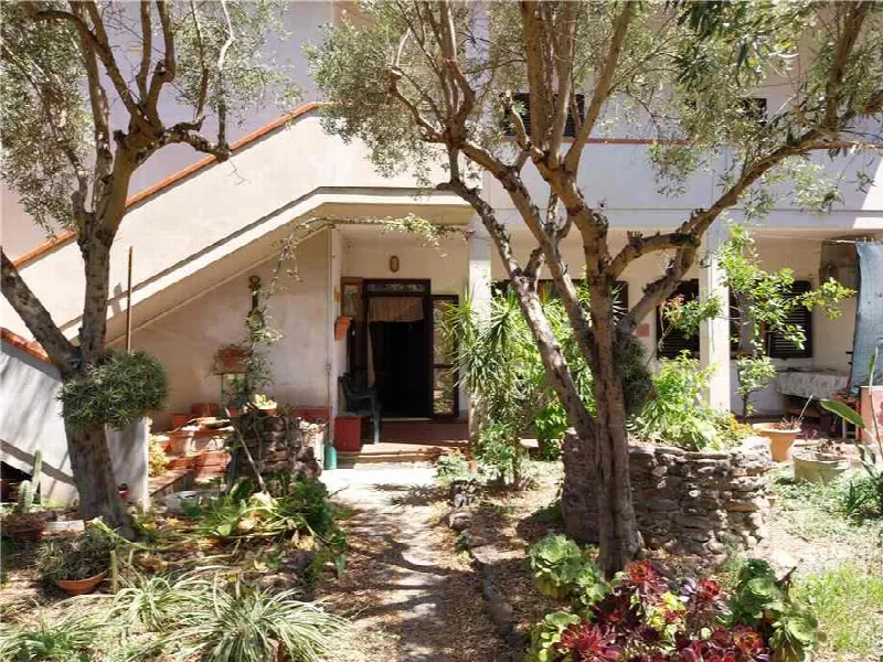 Villa in vendita a Solarussa - foto 1