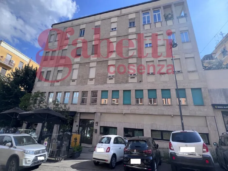 Appartamento in vendita a Cosenza, Centro, Mancini - foto 1