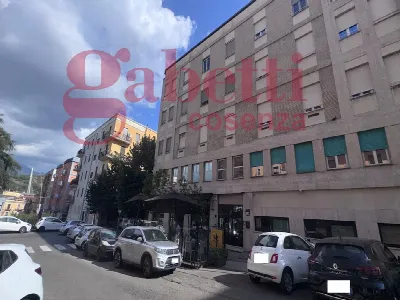 Appartamento in vendita a Cosenza, Centro,... - foto 2