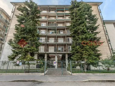 Appartamento in vendita a Milano, Famagost... - foto 1