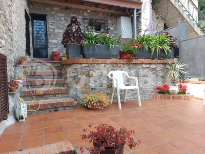 Casa Indipendente in vendita a Cipressa - foto 2