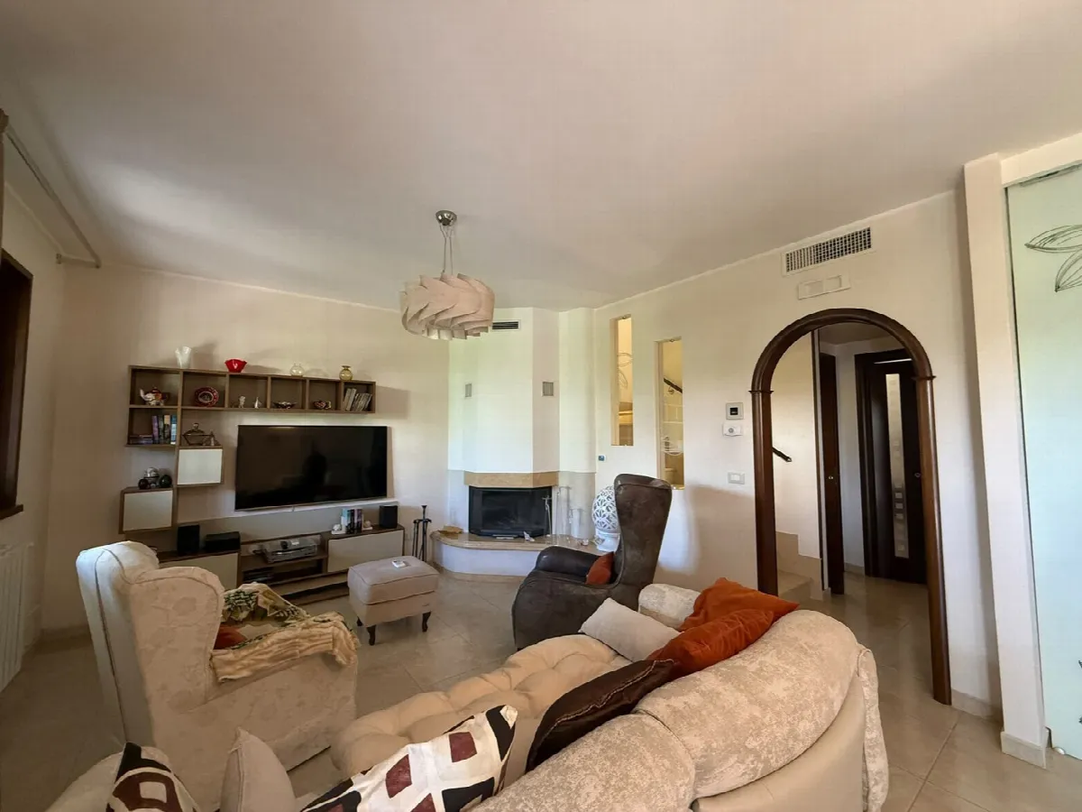 Casa Indipendente in vendita a Taranto, San Vito, Carelli, Talsano, San Donato - foto 2