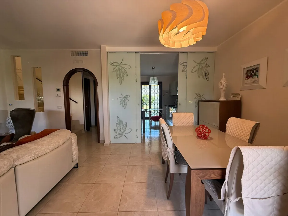 Casa Indipendente in vendita a Taranto, San Vito, Carelli, Talsano, San Donato - foto 3