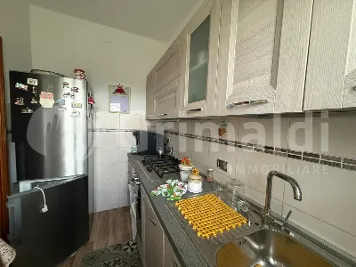 Appartamento in vendita a Guidonia Montece... - foto 2