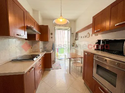 Appartamento in vendita a Verona, Borgo Ve... - foto 1