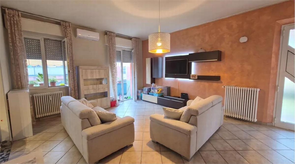 Appartamento in vendita a Rimini, Colle Di Covignano, Grotta Rossa, Sant'aquilina - foto 2