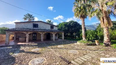 Villa a Carini