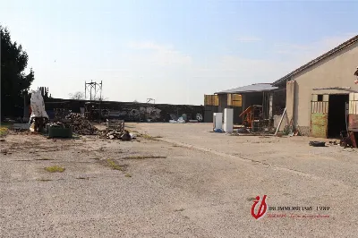 Rustico/Casale in vendita a Erbè - foto 4