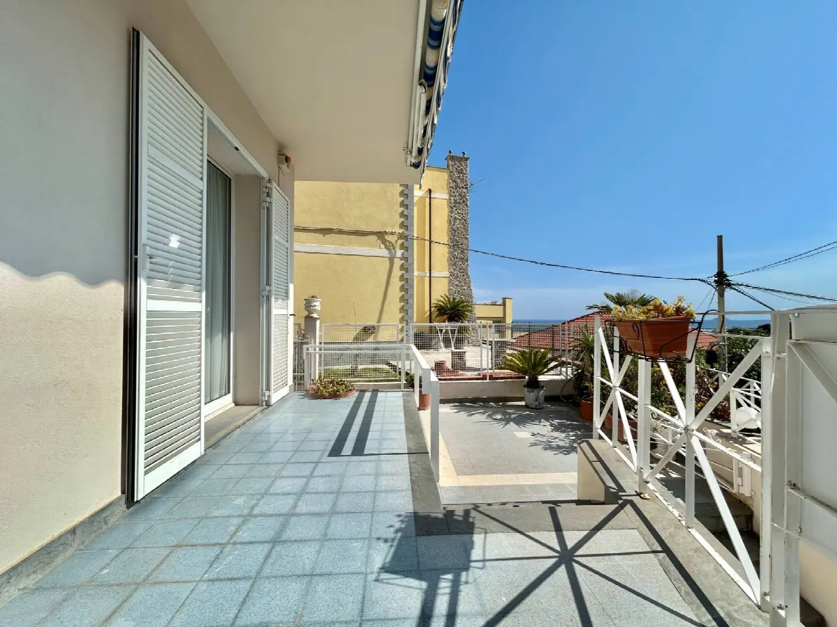 Villa in vendita a Pietra Ligure - foto 3