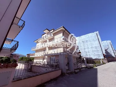 Appartamento in vendita a L'Aquila, Pile, ... - foto 2