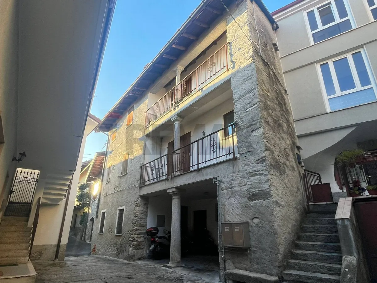 Casa Indipendente in vendita a Duno - foto 2