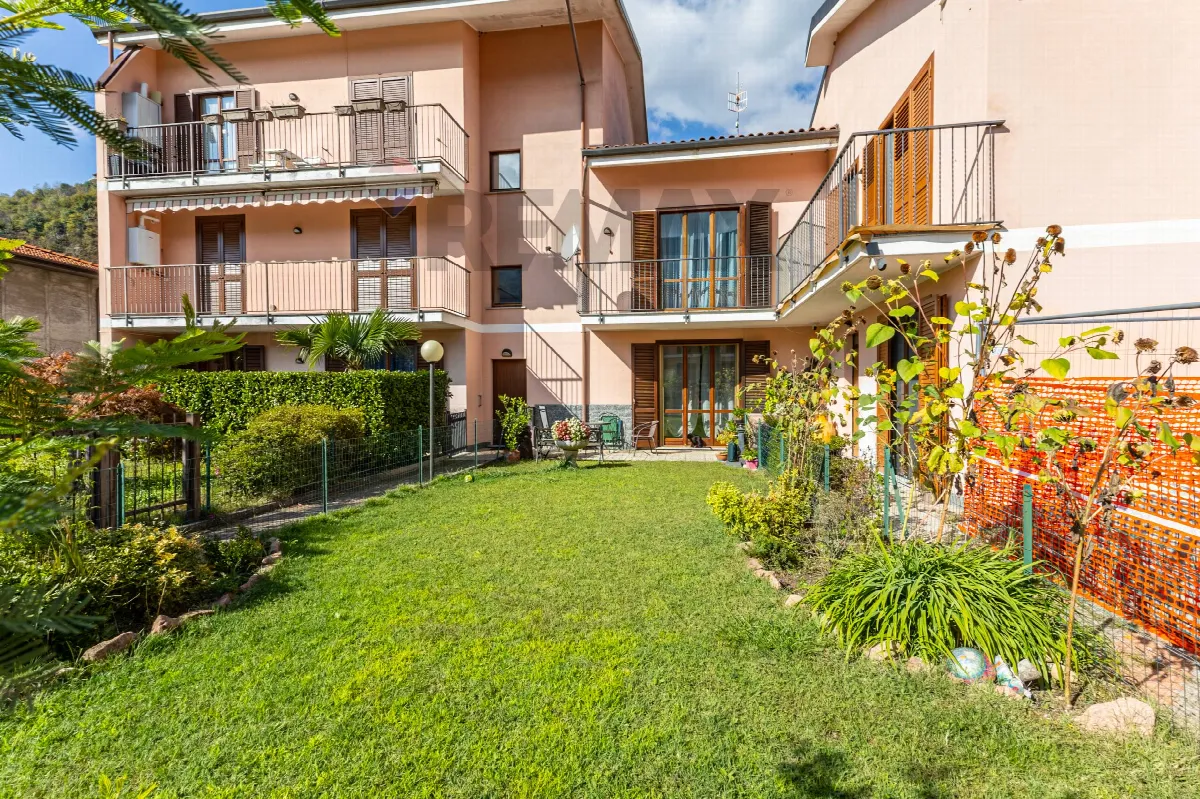 Villa in vendita a Porto Ceresio - foto 2